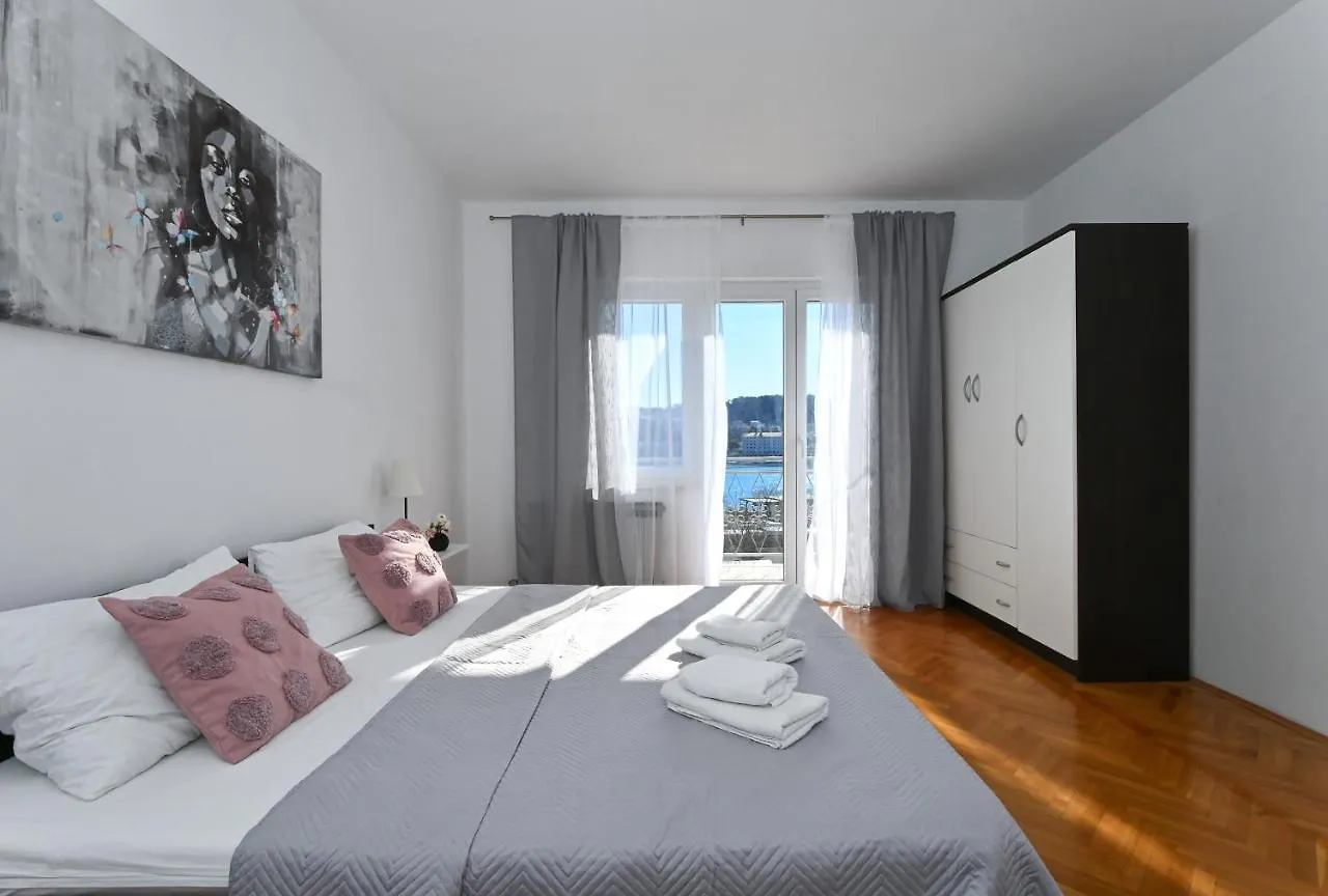 Holiday House Vukman Trogir Villa