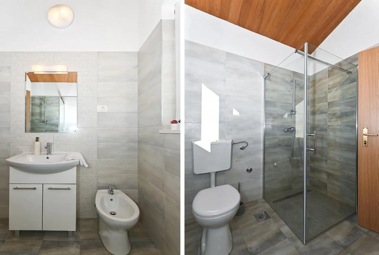 Villa Holiday House Vukman Trogir Croatia