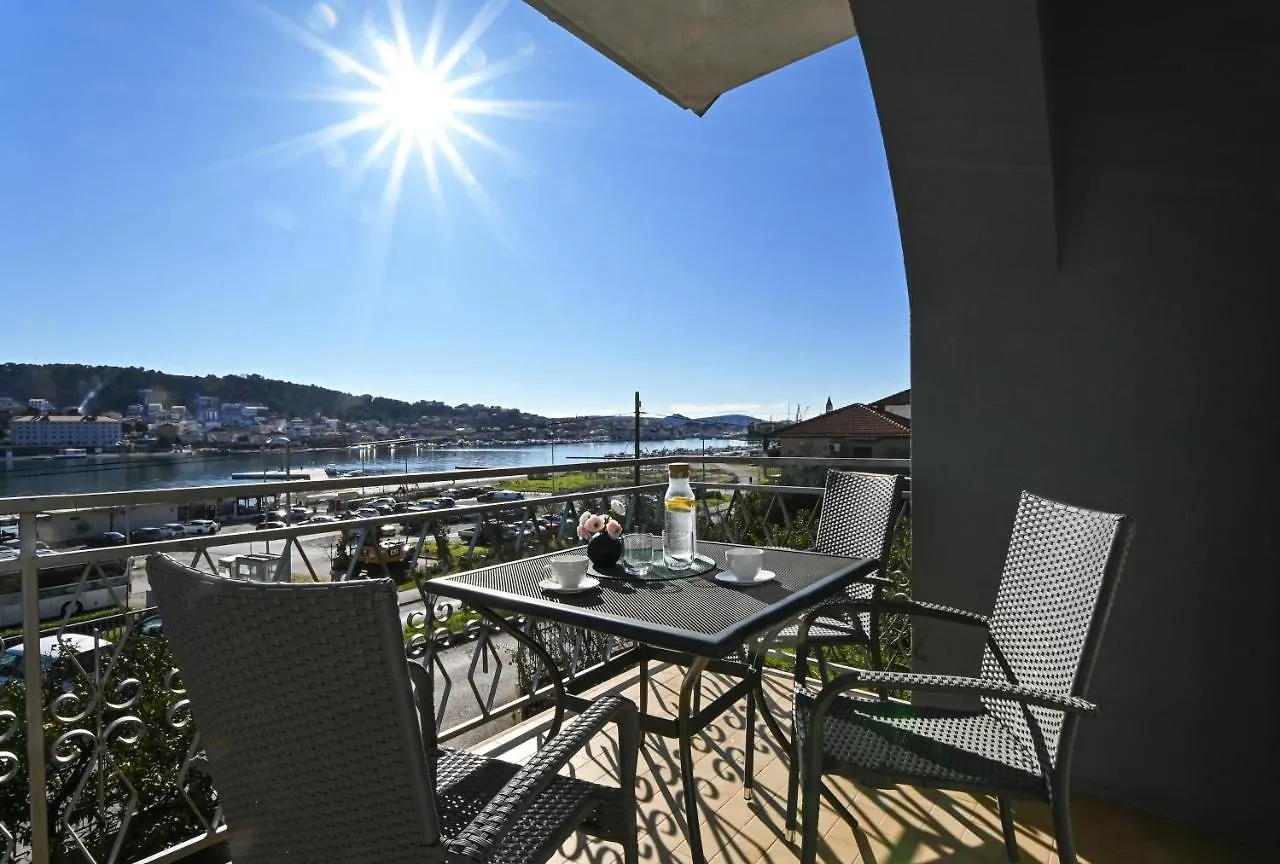 Holiday House Vukman Trogir