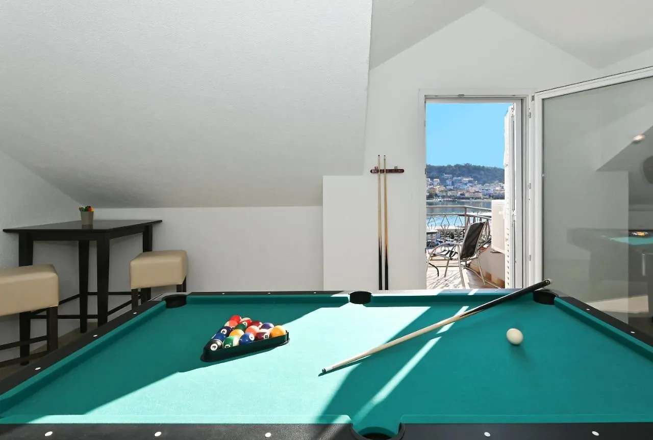 Holiday House Vukman Trogir Villa